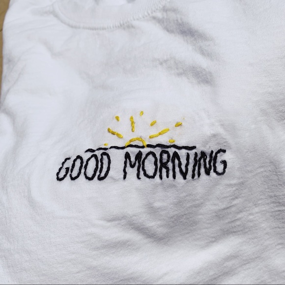 ‘Good Morning’ Handmade Embroidered Tee - Picture 5 of 6